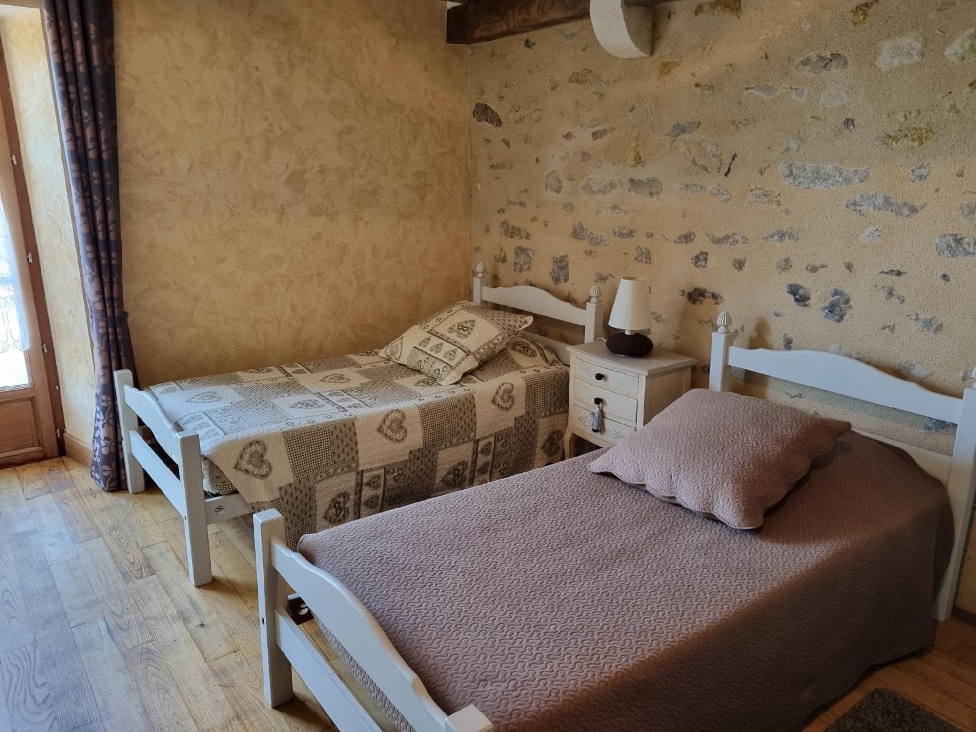Domaine De La Rue Bed & Breakfast La Berthenoux Ngoại thất bức ảnh